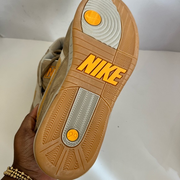 Nike High-Top Sneakers in Cream and Brown - Picture 7 of 9